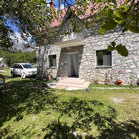 Bujtina Milani Bed & Breakfast Theth Ngoại thất bức ảnh