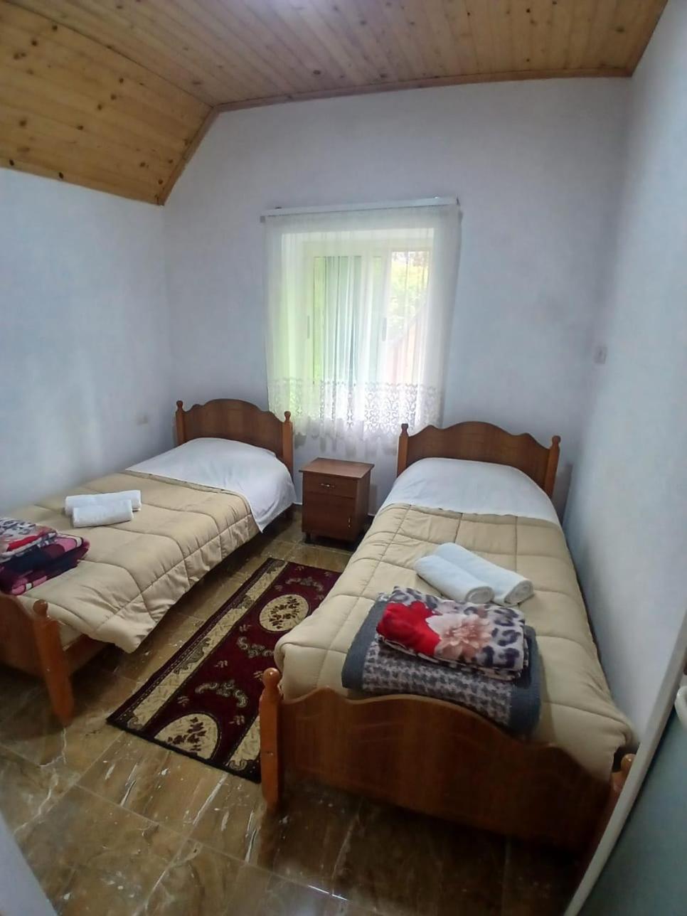Bujtina Milani Bed & Breakfast Theth Ngoại thất bức ảnh