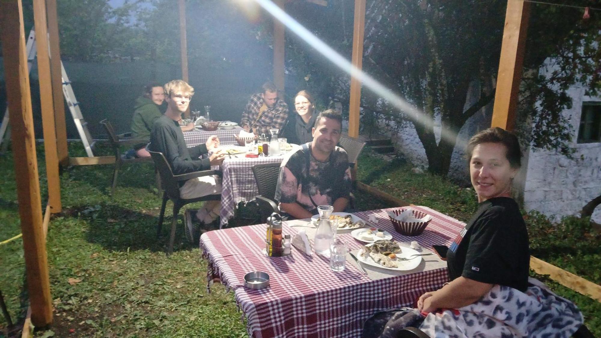Bujtina Milani Bed & Breakfast Theth Ngoại thất bức ảnh